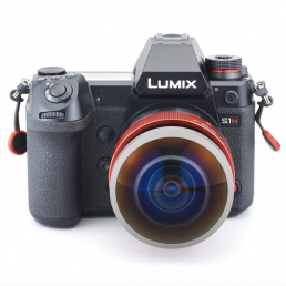 Entaniya HAL 200 EF 6.0mm on Lumix S1H camera
